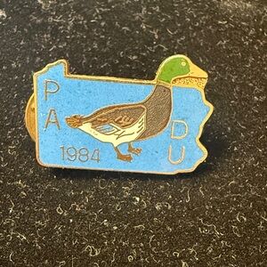 Ducks Unlimited lapel pin